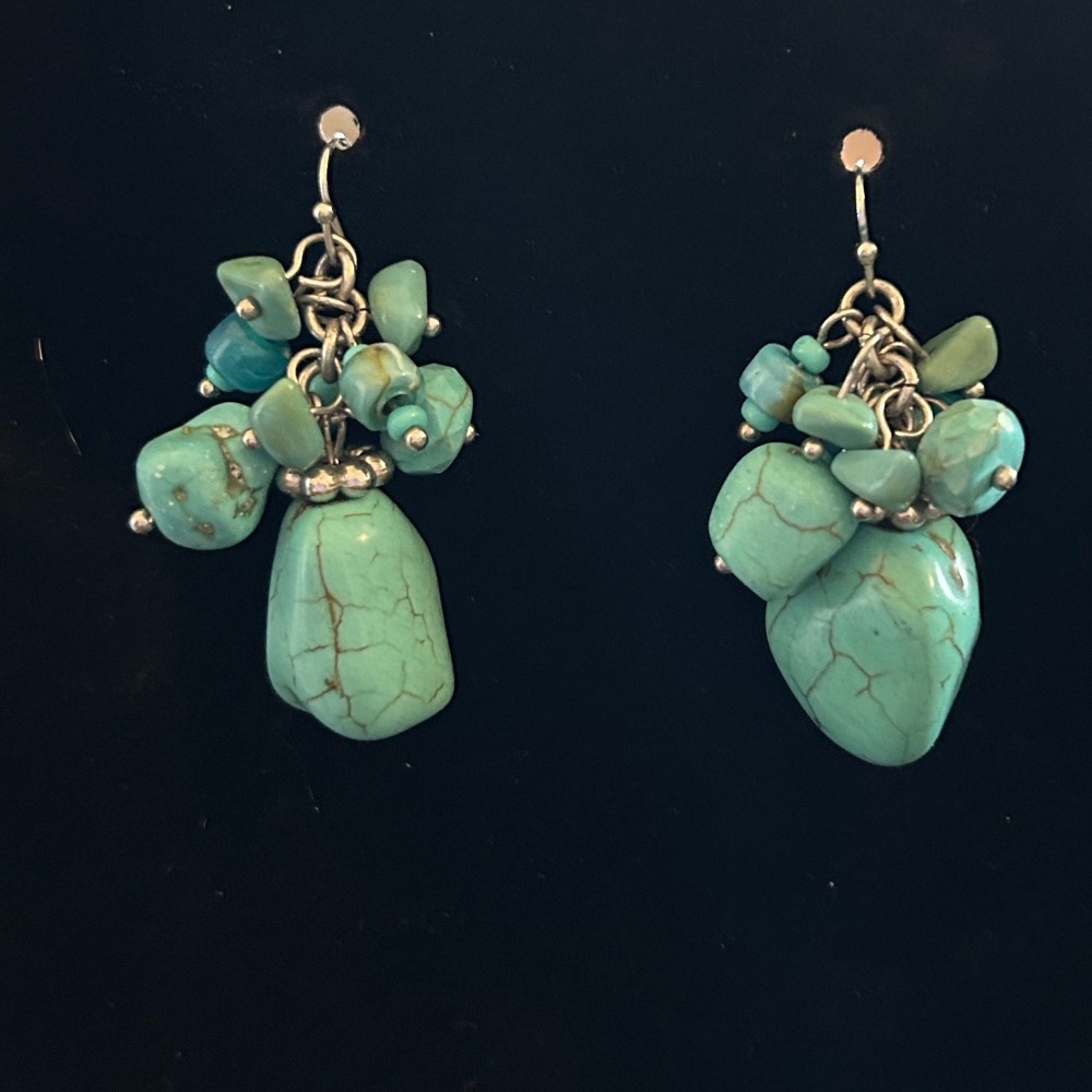 VTG 1980's Turquoise‎ Chip Cluster Dangle Earrings – Silver Tone – Southwestern